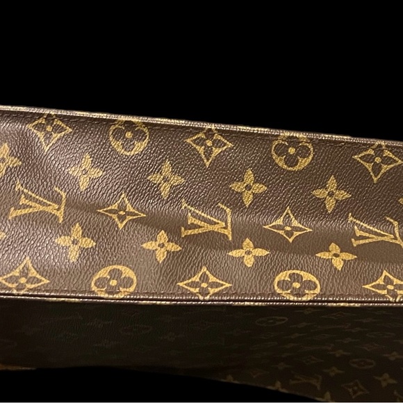 LOUIS VUITTON Sac Plat Tote - Picture 5 of 12